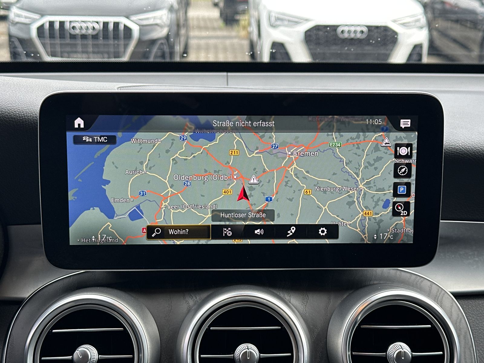Fahrzeugabbildung Mercedes-Benz GLC 300de 4Matic AMG-Line NAV+LED+KAM+AHK+19ZOLL