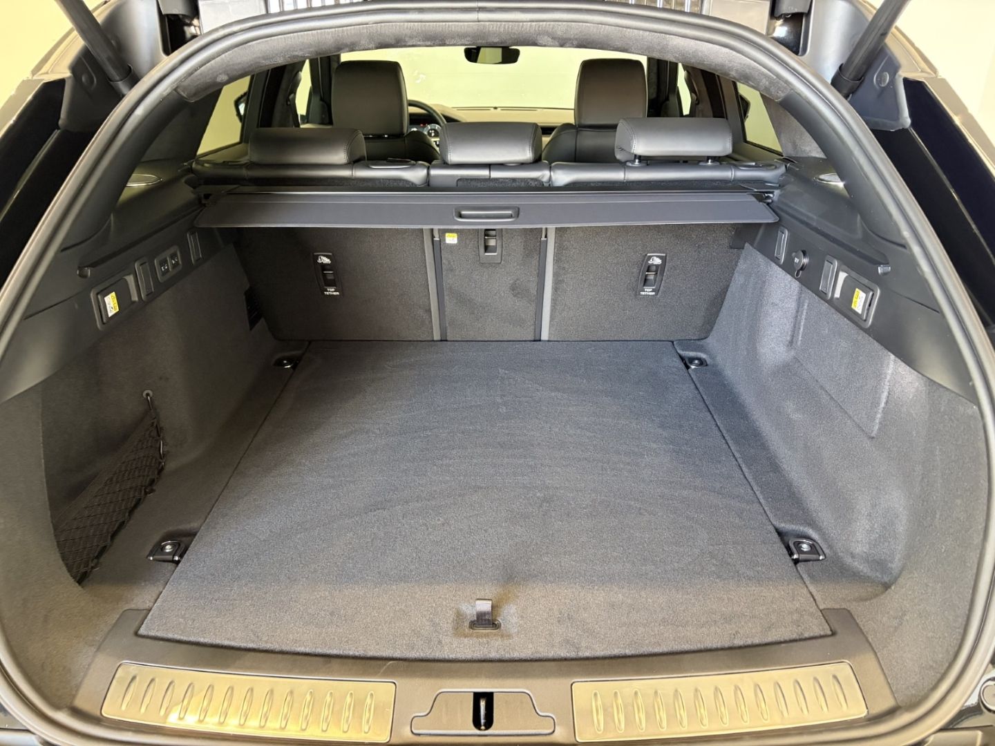 Land Rover Range Rover Velar - Bild 10
