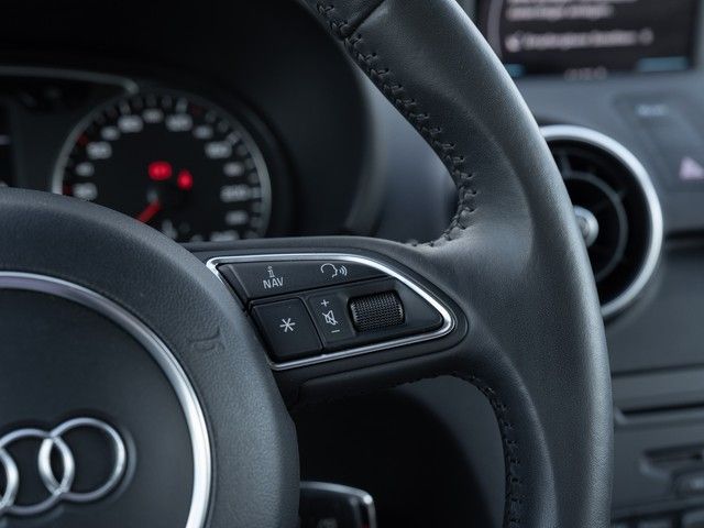 A1 Sportback 1.2 TSI ambition NAVI+SZH-VORNE