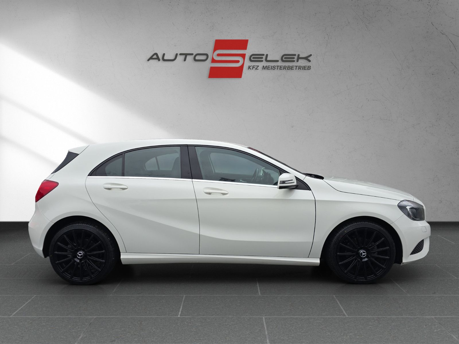 Fahrzeugabbildung Mercedes-Benz A 180 CDI Sportsitze Klima ALU Felgen
