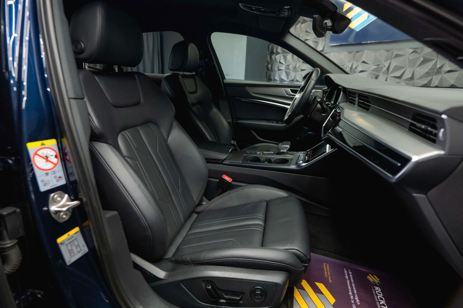 Fahrzeugabbildung Audi A6 55 TFSI quattro S-Line Sport Black Design ACC