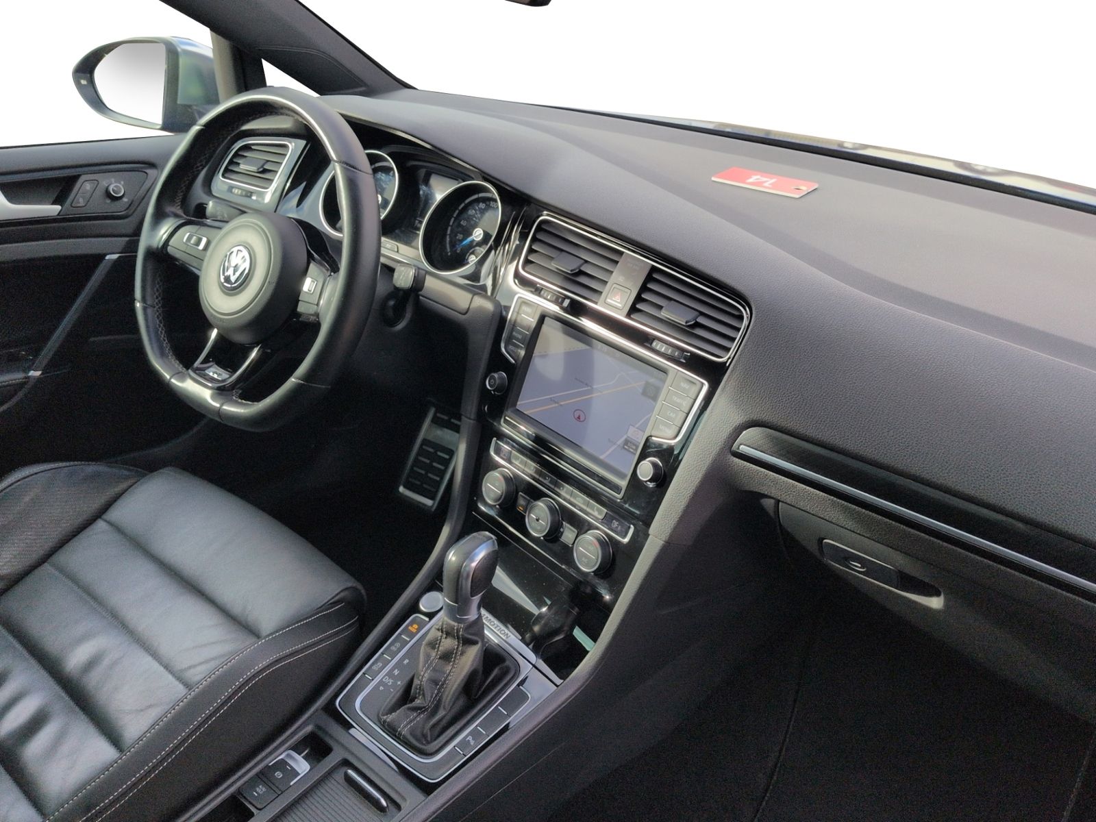 Golf VII R 2.0TSI DSG LEDER+PANO+NAV+SHZ+DCC+RFK