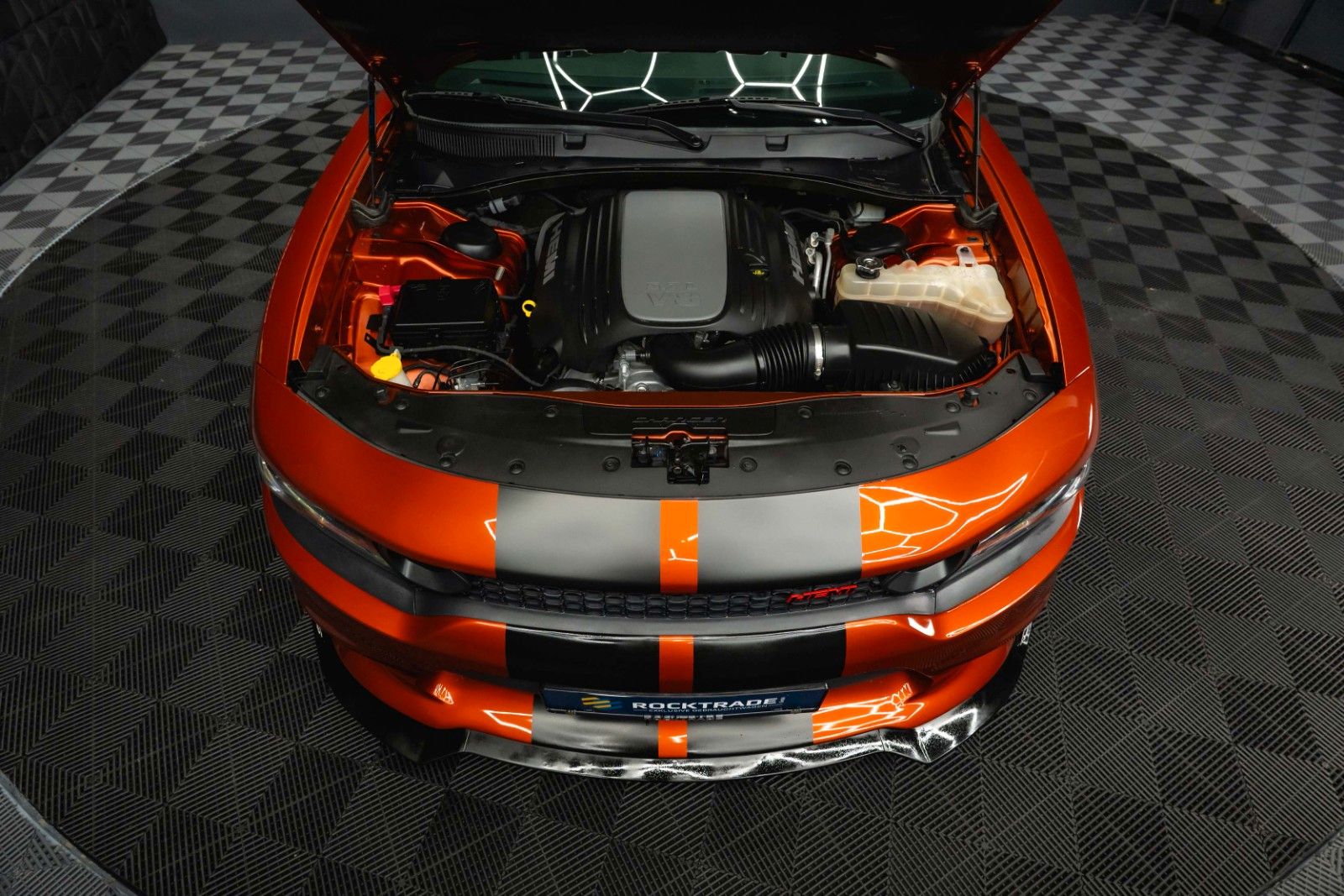 Fahrzeugabbildung Dodge Charger 5.7 V8 HEMI R/T Night-Paket Performance