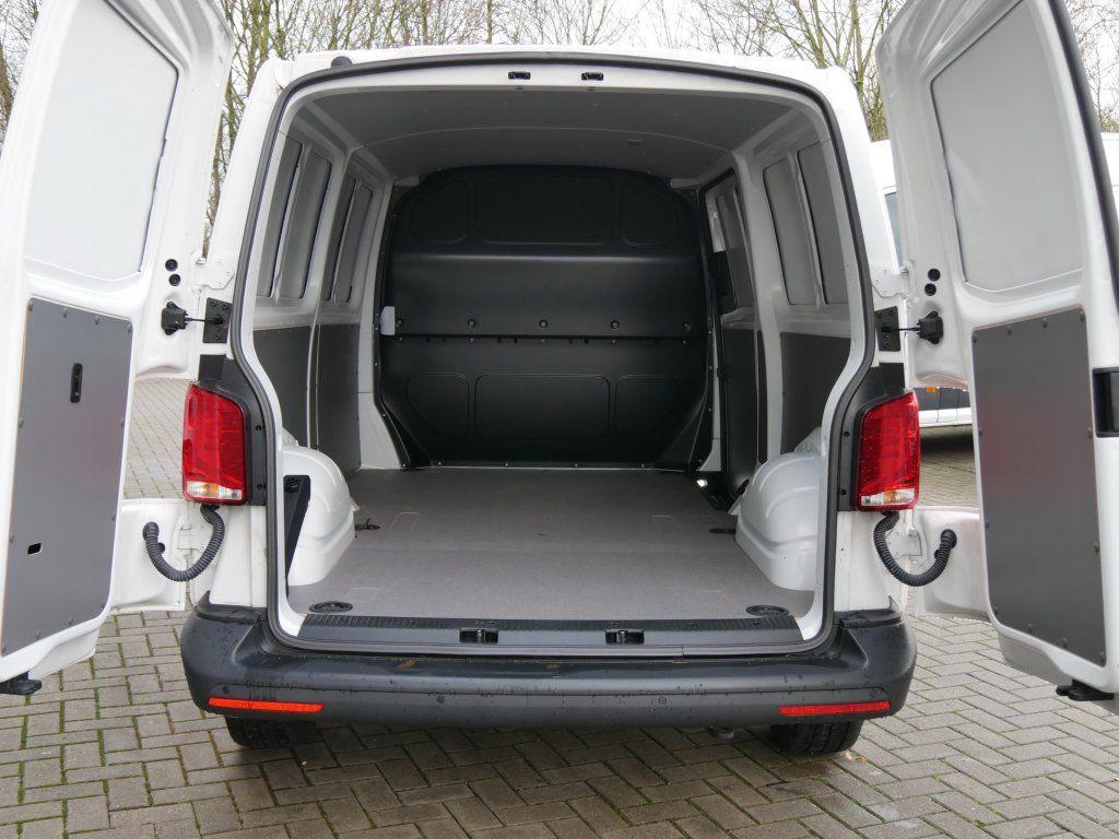 Volkswagen T6.1 Kasten langer Radstand 2.0 TDI Klima Park P