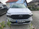 Hyundai SANTA FE SIGNATURE 1.6 T-GDI PHEV 4WD Auto 7-S. - Hyundai SANTA FE von privat