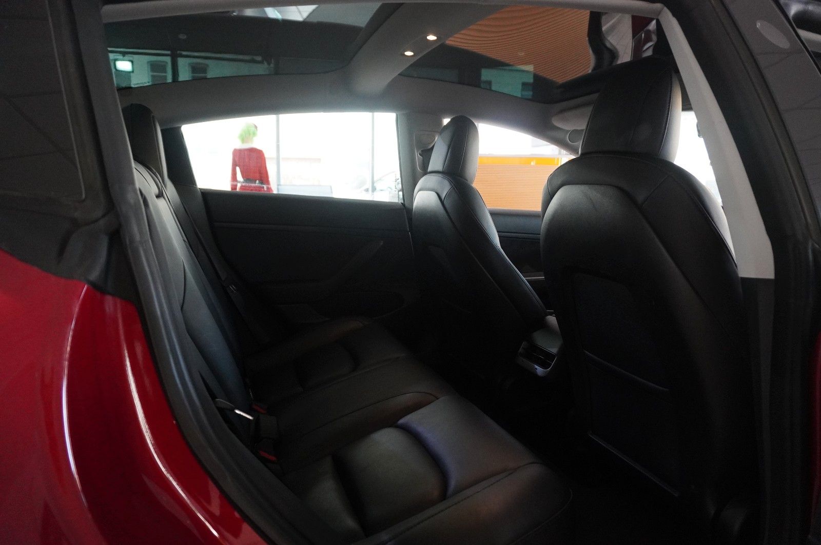 Fahrzeugabbildung Tesla Model 3 Standard Range Plus NAVI/KAMERA/DAB/AHK