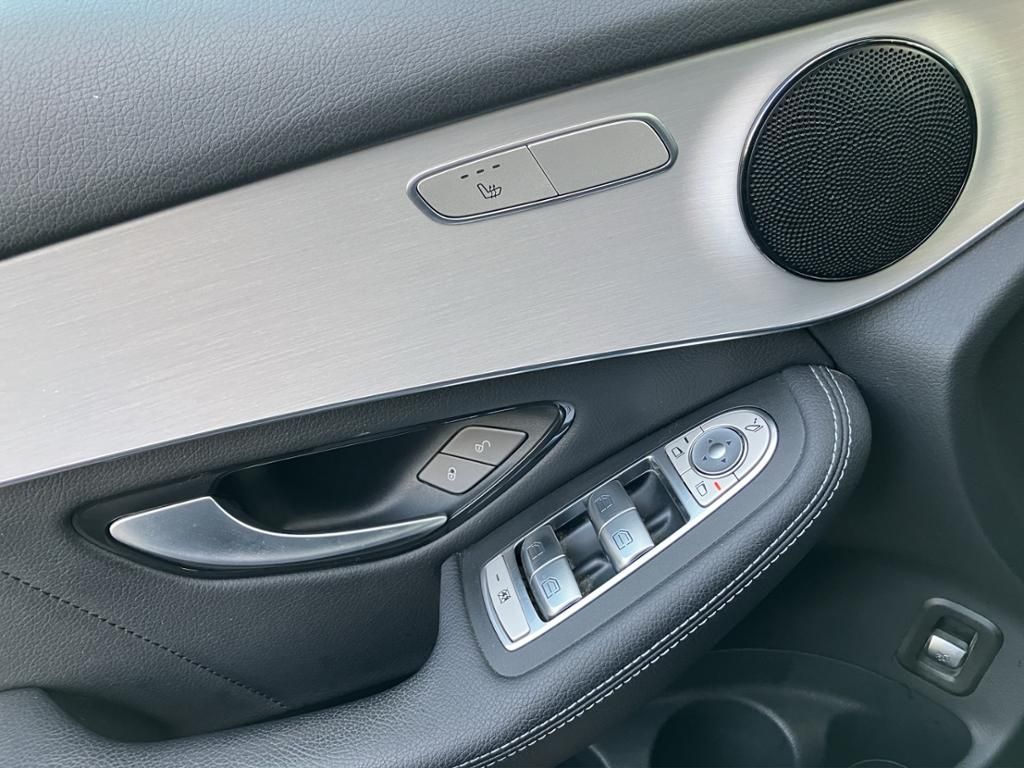 Fahrzeugabbildung Mercedes-Benz GLC 300 de 4M OFFROAD-EXT*LED*DISTR*DAB*RFK*