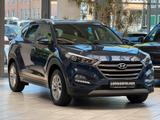 Hyundai TUCSON 1.6 NAVI|AHK|SHZ|KAMERA|SERVICE+TÜV neu - Hyundai TUCSON in Wuppertal