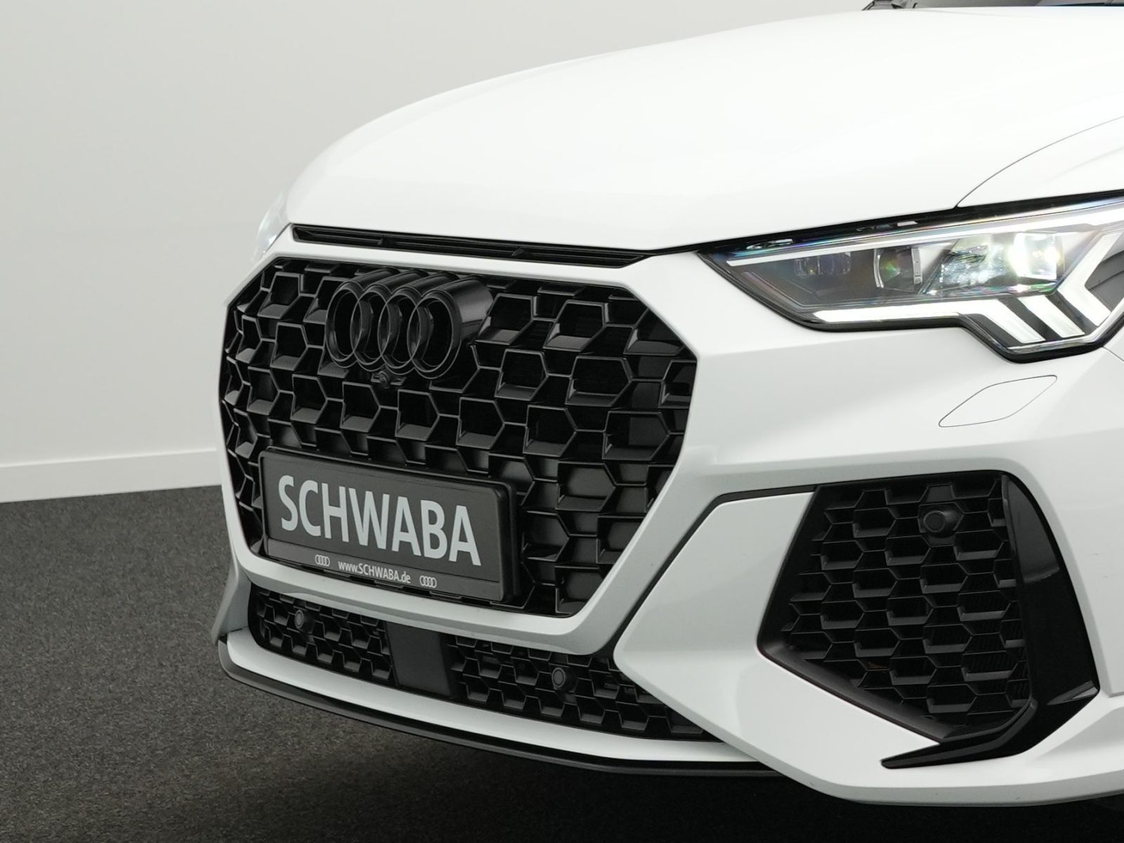 Audi RSQ3 - Bild 36