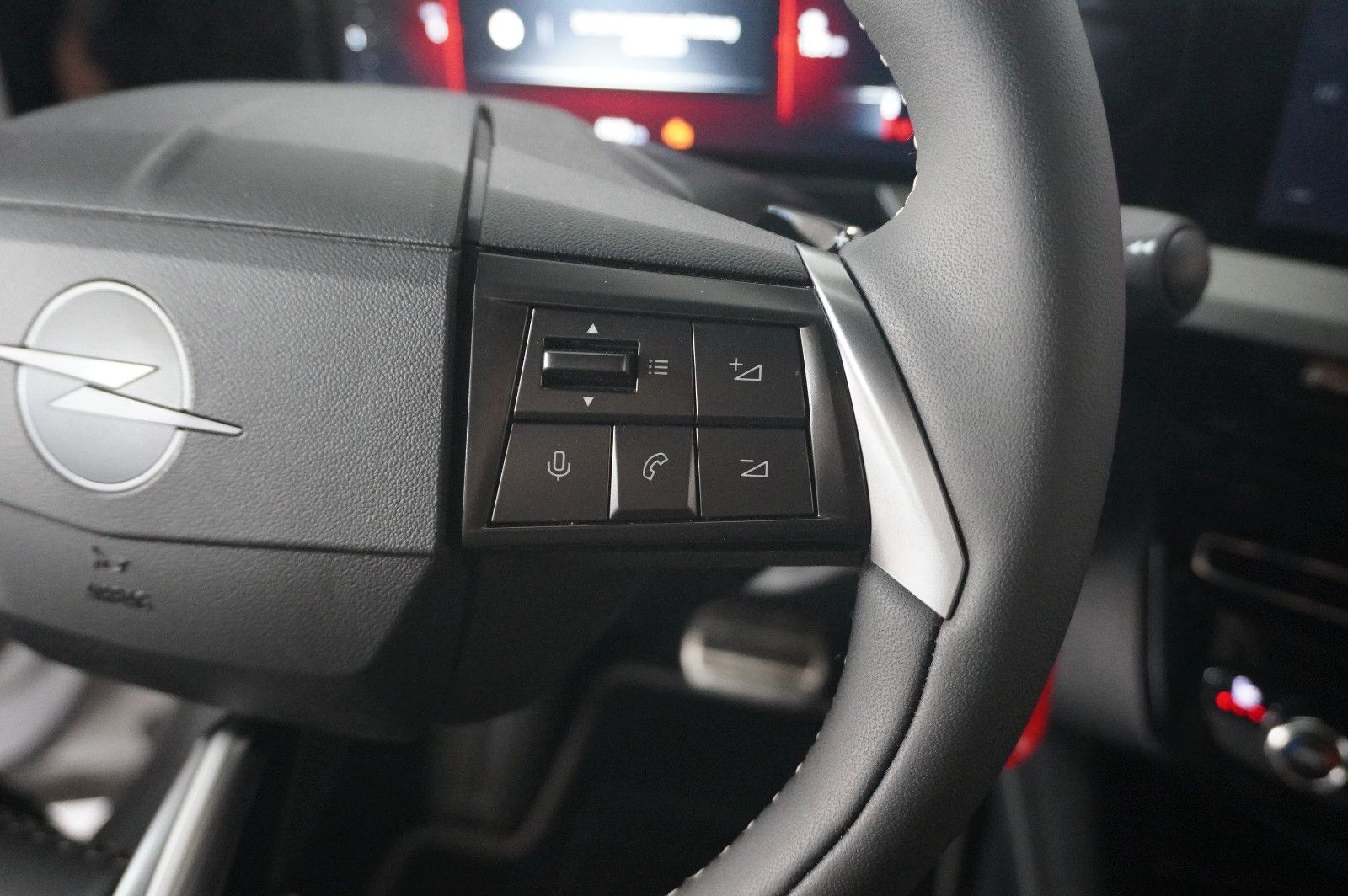 Fahrzeugabbildung Opel Mokka 1.2T GS SPORT NAVI/LED/KAMERA/SH/SPORT/DAB