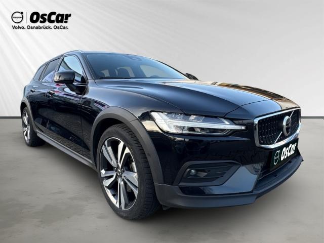 Volvo V60 Cross Country B4 Diesel Plus Fahrerassistent