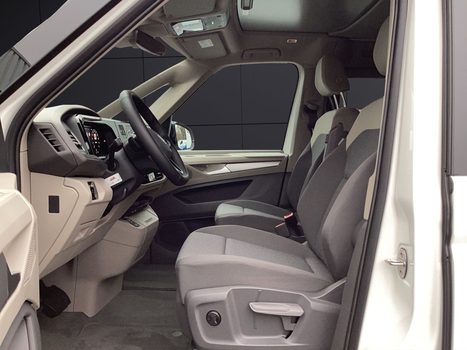 Fahrzeugabbildung Volkswagen T7 California Beach Tour TDI 7-DSG, STANDH. NAVI