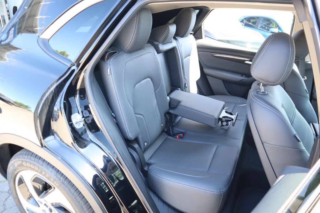 Fahrzeugabbildung VinFast VF8 ECO+Kamera+Keyless+Lenkradh.+SOFORT