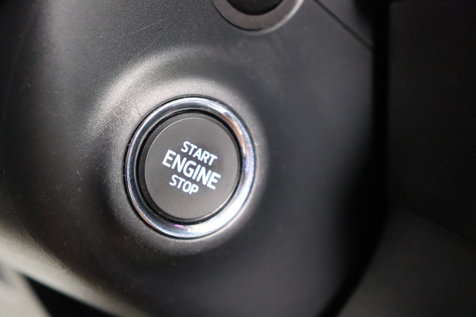 Fahrzeugabbildung SKODA Karoq 4x4 Memory * Navi * DSG * LED * AHK