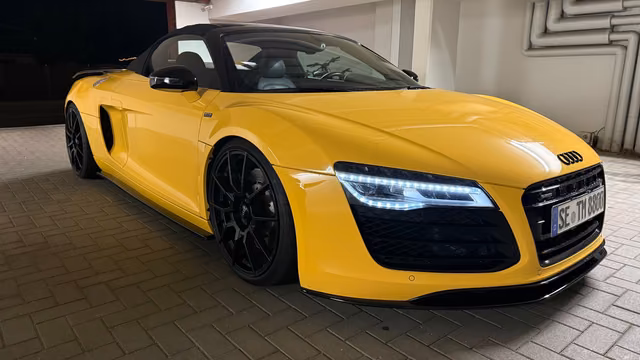 Audi R8 4.2 FSI S-Tronic Quattro Spyder Unfallfrei