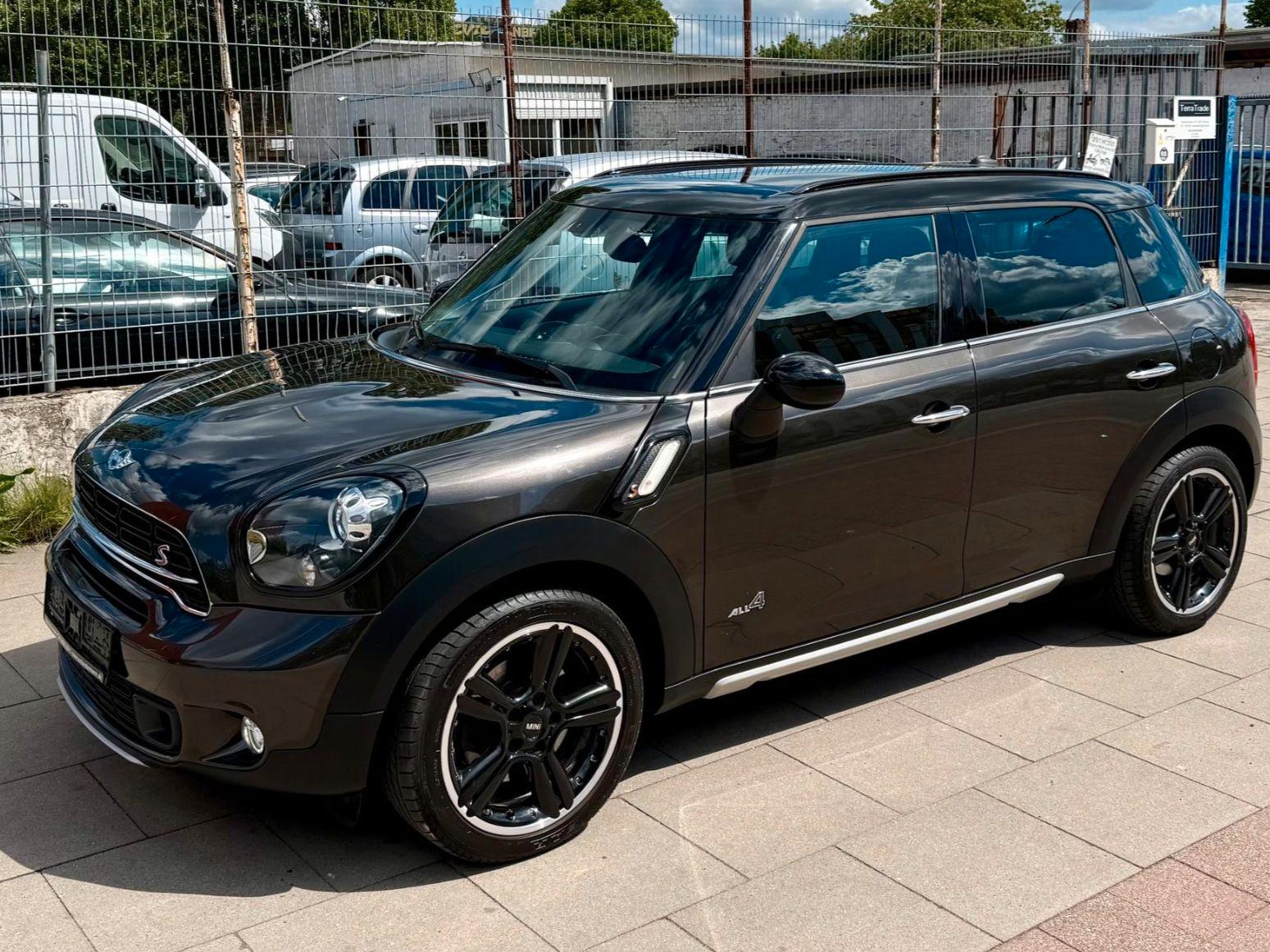 MINI COOPER_S Countryman Cooper S All4 * 190 PS