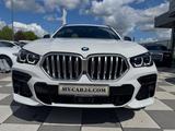 BMW X6 40 i M Sport+Carbon+22"+Sky Lounge+Laser - Behindertengerechte BMW X6