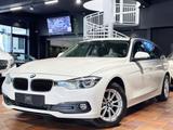 BMW 318d 2.0 TOURING ADVANTAGE LED NAVI TEMPOMAT SHZ - BMW: Kombi, 3.0