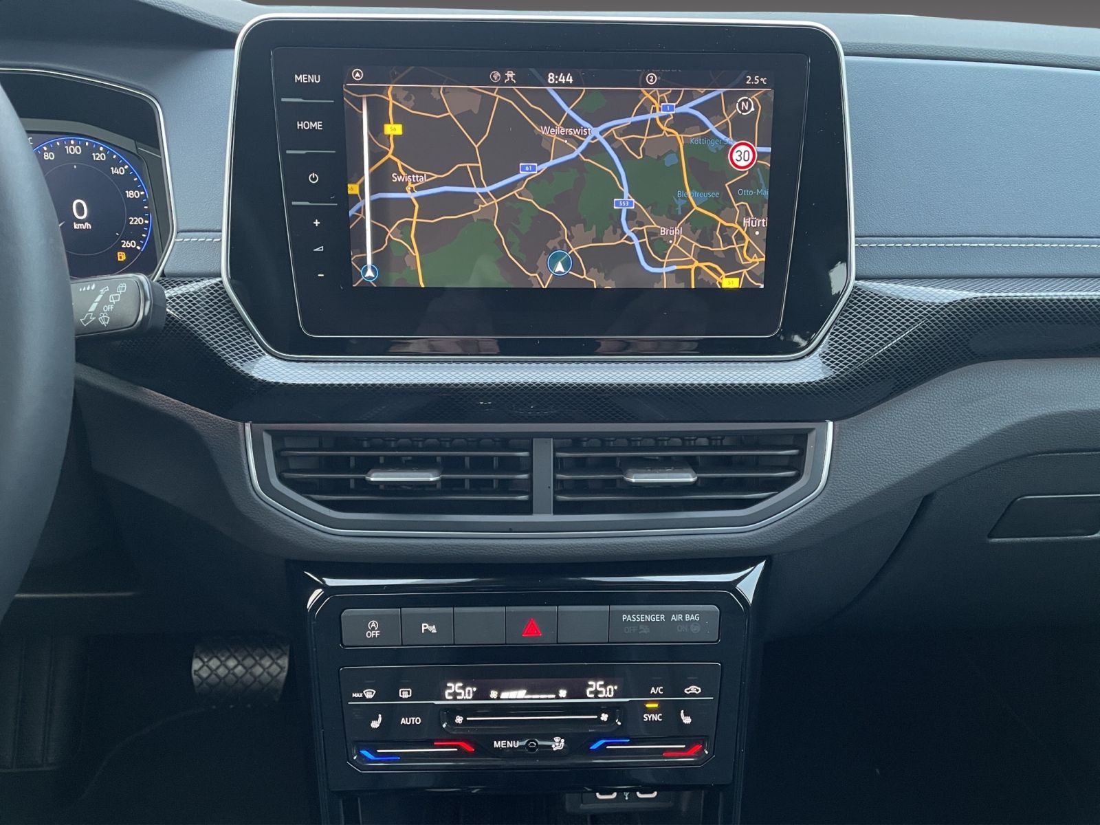 Volkswagen T-Cross - Bild 11