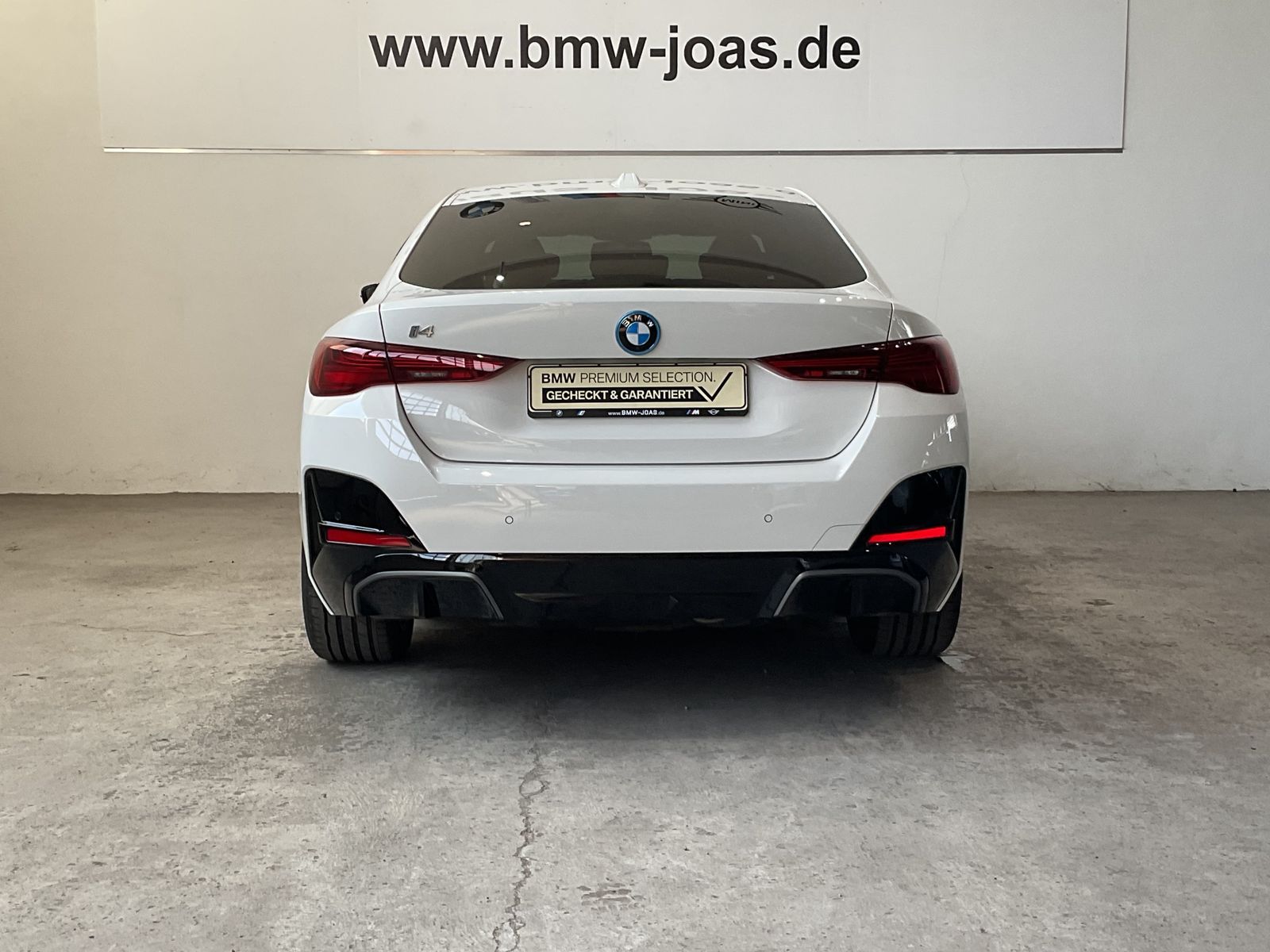 Fahrzeugabbildung BMW i4 eDrive40 M Sportpaket, Driving Assistant Prof