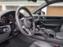 PORSCHE Cayenne 3.0 ~Matrix~StandHeiz~Approved06/26