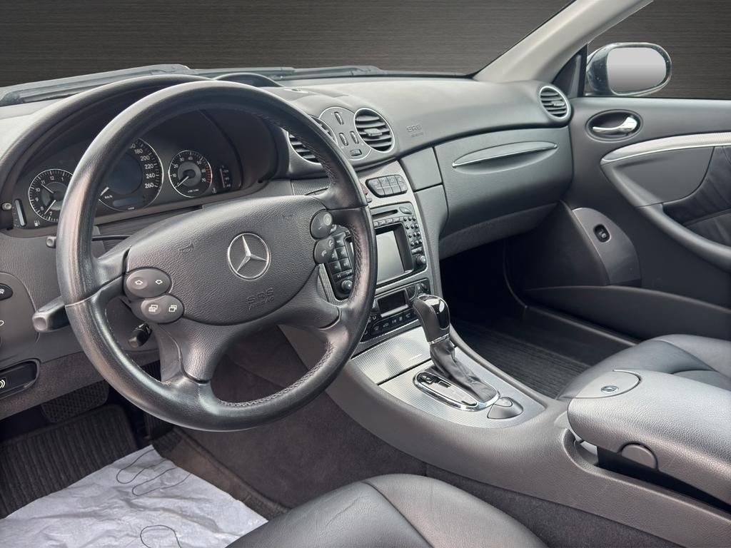 Mercedes-Benz CLK 320