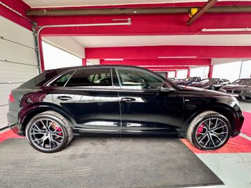 Audi Q8 - 5