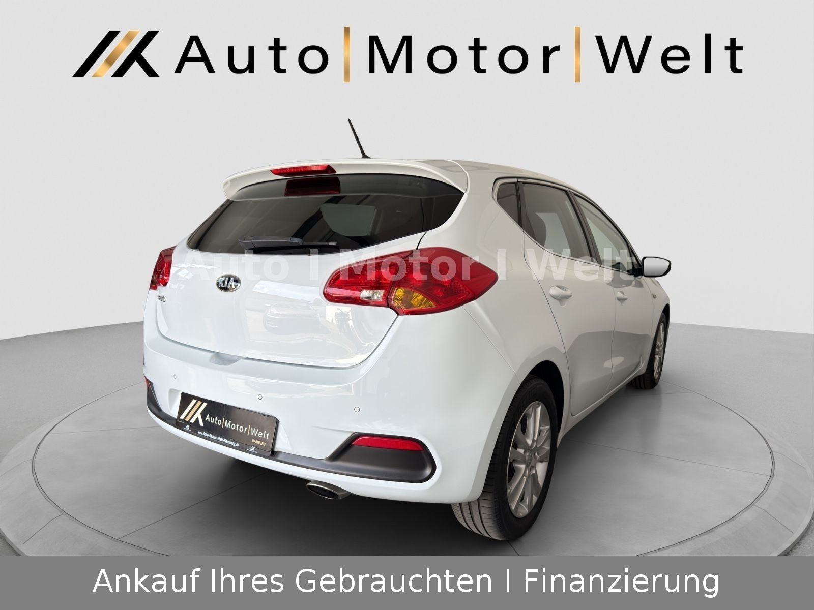 Fahrzeugabbildung Kia Ceed FIFA World Cup Edition ALU/SHZ/LKRDHZ/KLIMA