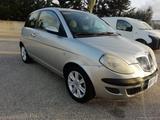 Lancia LANCIA Ypsilon 1.3 MJT 16V Oro - Lancia Ypsilon Oro mit Diesel-Antrieb