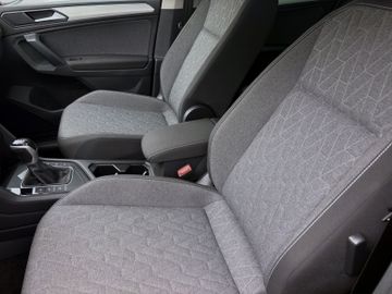 Volkswagen Tiguan - 10
