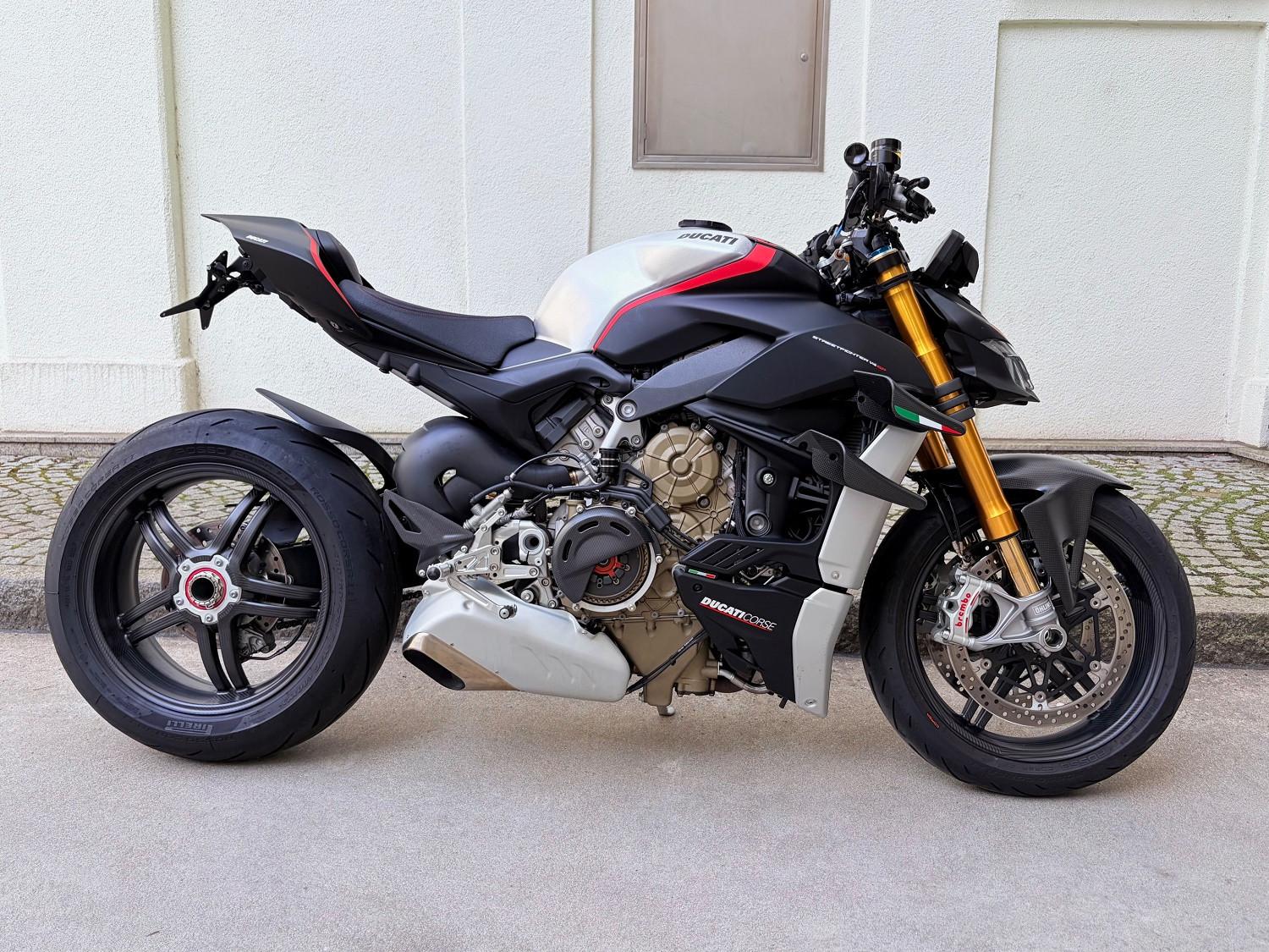 Ducati Streetfighter V4 SP