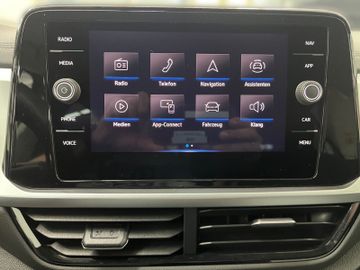 Volkswagen T-Roc - 10