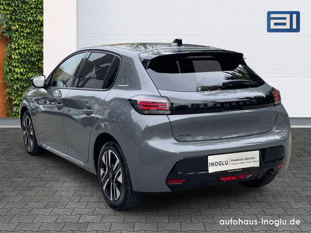 Peugeot 208 — fotografia 3
