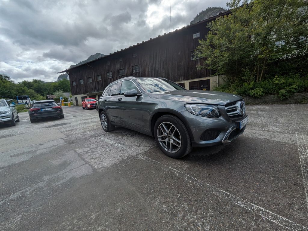 MERCEDES-BENZ AMG GLC 220 d 4MATIC Autom.