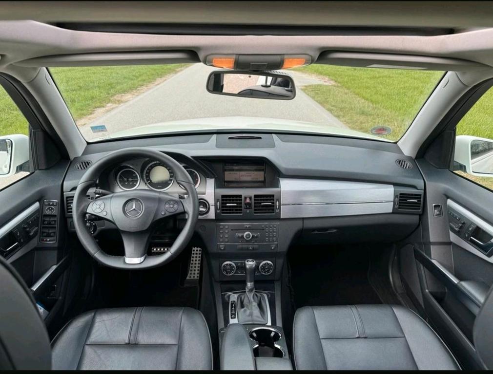 Mercedes-Benz GLK 320