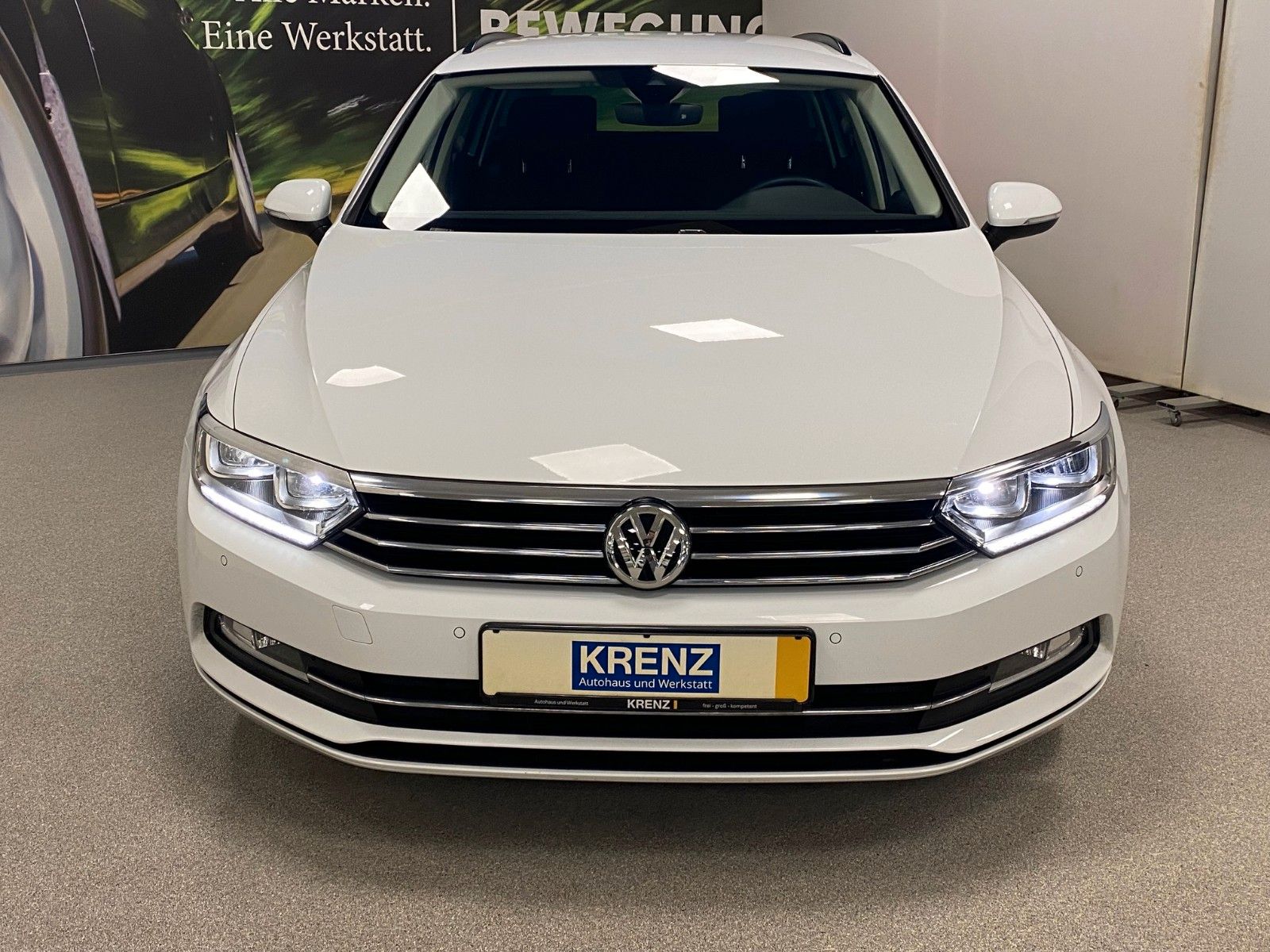 Fahrzeugabbildung Volkswagen Passat Variant1.5 TSI DSG Comfortline+NAVIGATION