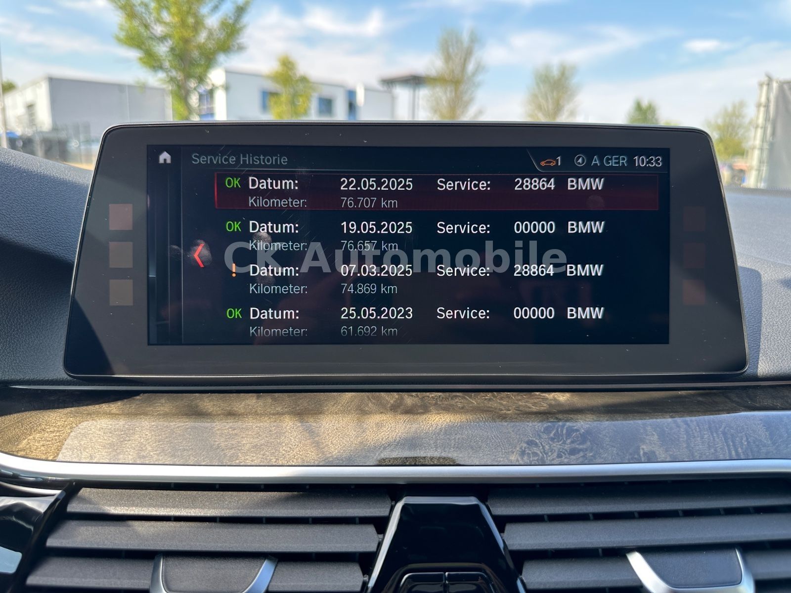 Fahrzeugabbildung BMW 520d xDrive Lim. M-Sport/Navi/Head-Up/LED