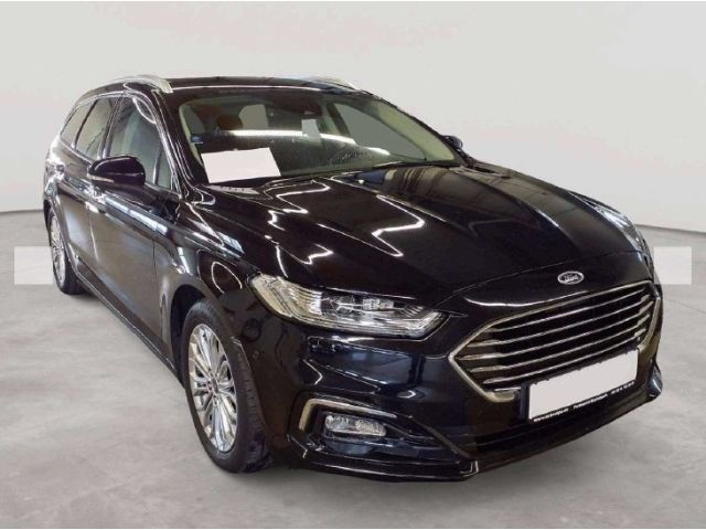 Ford Mondeo Turnier Automatik Titanium Navi LED Kurve