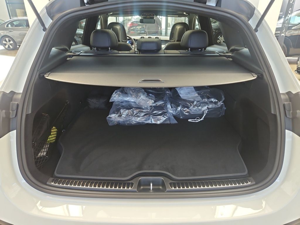 Fahrzeugabbildung Mercedes-Benz GLC 300 de 4MATIC +AMG+NIGHT+AHK+PANORAMA+