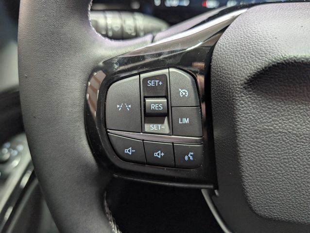 Ford Puma Titanium Automatik NEUES MODELL