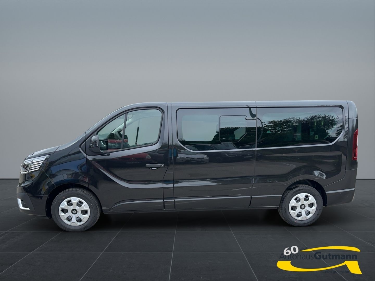 Fahrzeugabbildung Renault Trafic Grand Evolution Blue dCi 150 MY24 AHK Nav