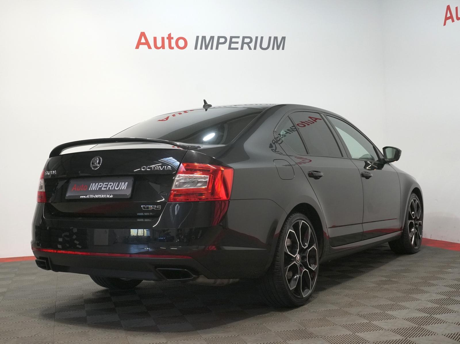 Skoda Octavia 2.0 TSI RS*SOUND*Bi-Xenon*TEMPO*LEDER