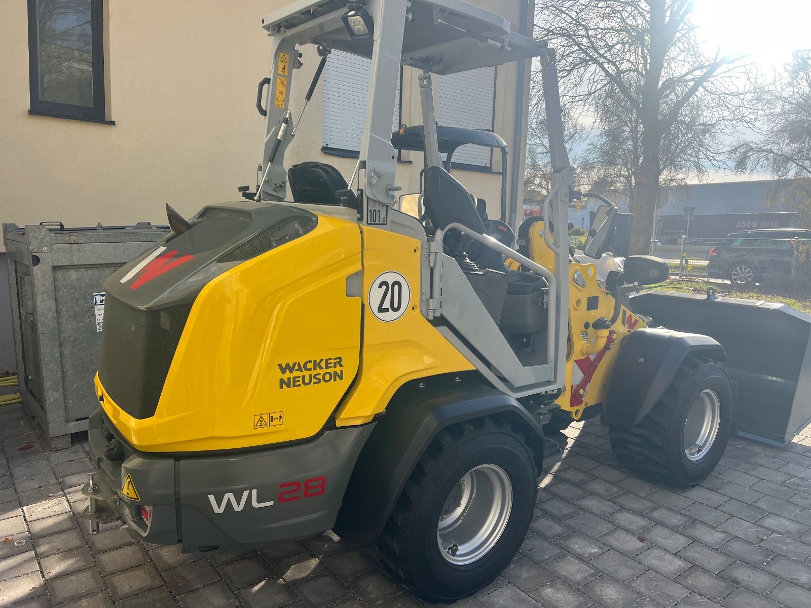 Fahrzeugabbildung Wacker WL 28 Klappdach , kurzes Hubgestell, Breitreifen