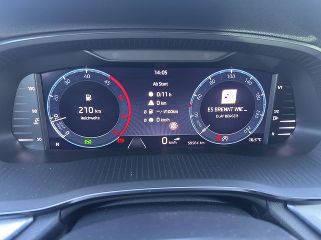 Octavia Combi 2.0 TDI DPF Tour DSG NAVI ACC LED