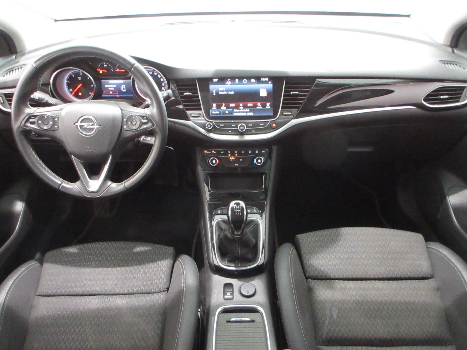 Fahrzeugabbildung Opel Astra K Sports Tourer Innovation Start/Stop