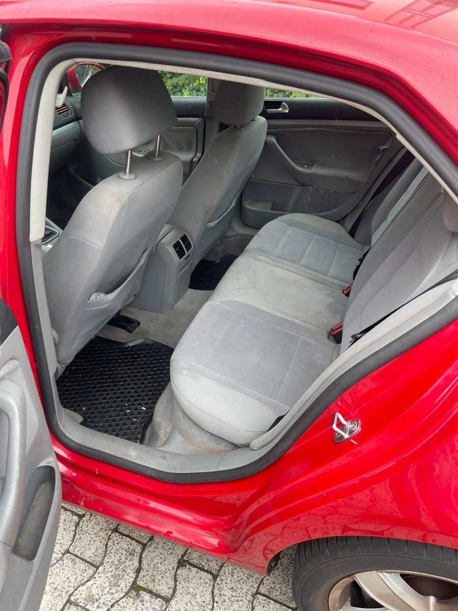 Volkswagen Jetta 2006 — photo 6