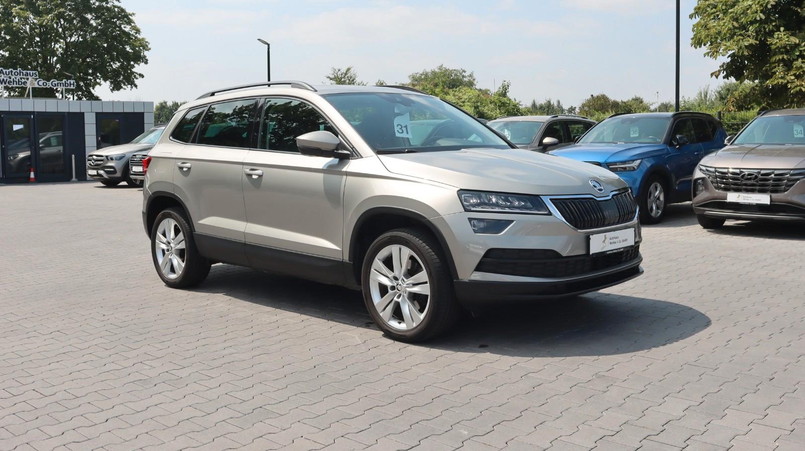 Skoda Karoq Style 1.0 TSI ACC Pano AHK CarPlay Kamera