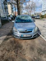 Opel zafira 1.6 benzin Tip Top - Opel Zafira Gebrauchtwagen in Lübeck