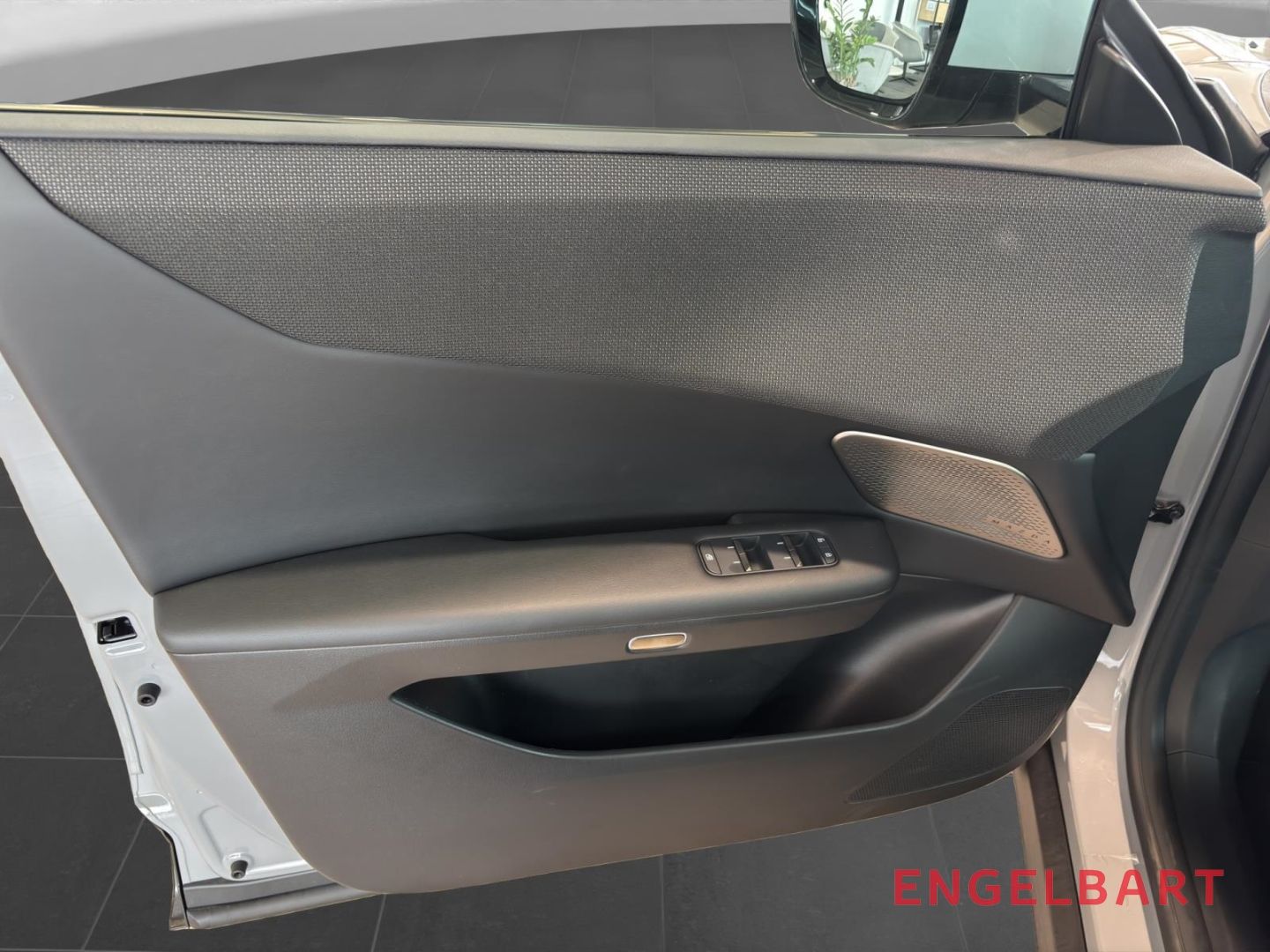 Mazda CX-6e - Bild 10