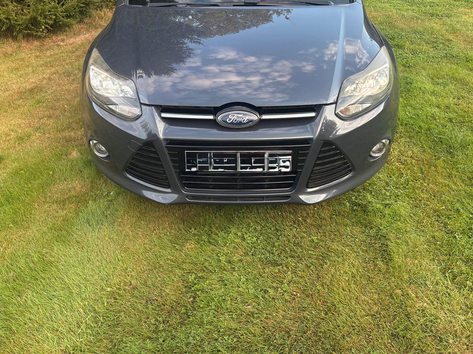 Ford Focus 2013 — photo 9